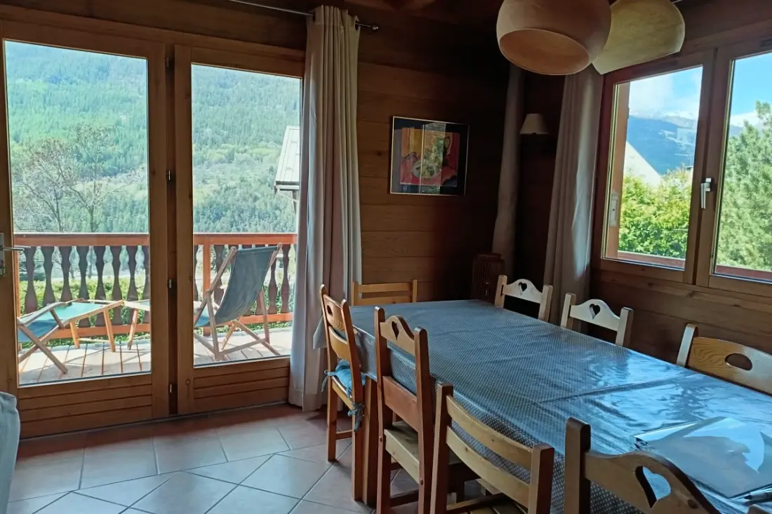 Grand Chalet De 150 M² Avec Vue Sur Les Pistes