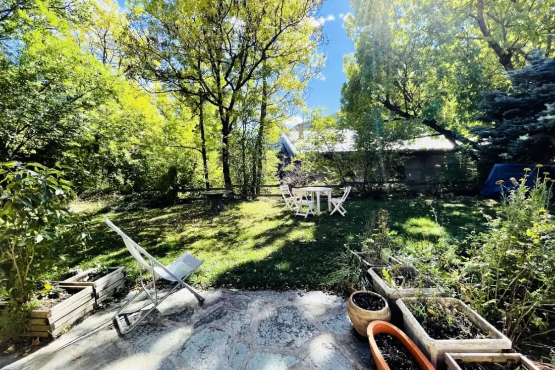 Chalet Familial Avec Jardin à Saint Chaffrey