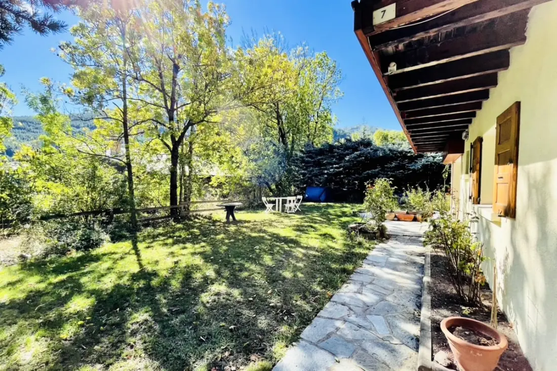 Chalet Familial Avec Jardin à Saint Chaffrey