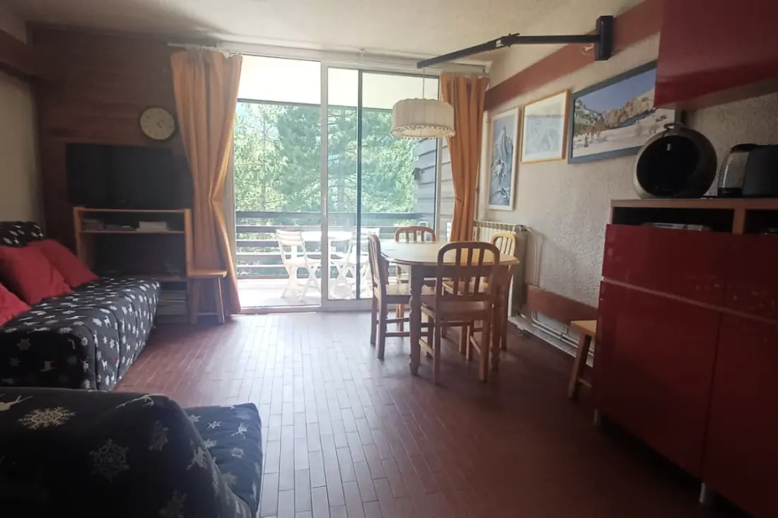 Studio Lumineux Avec Balcon Et Vue Montagne