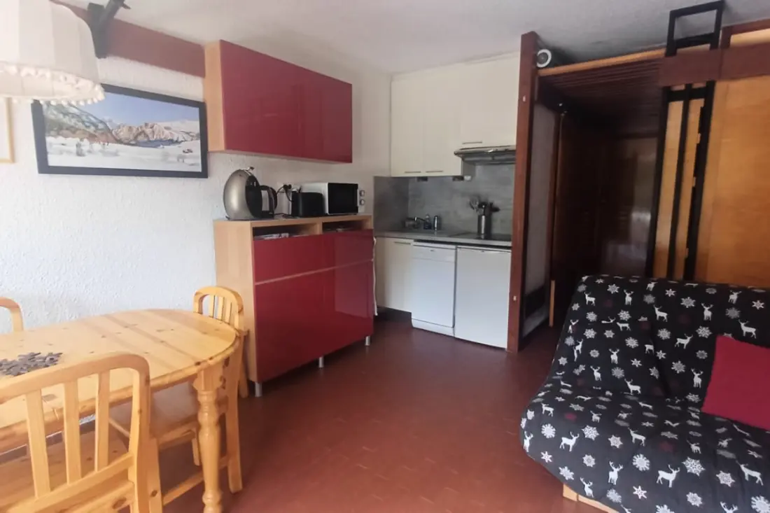 Studio Lumineux Avec Balcon Et Vue Montagne