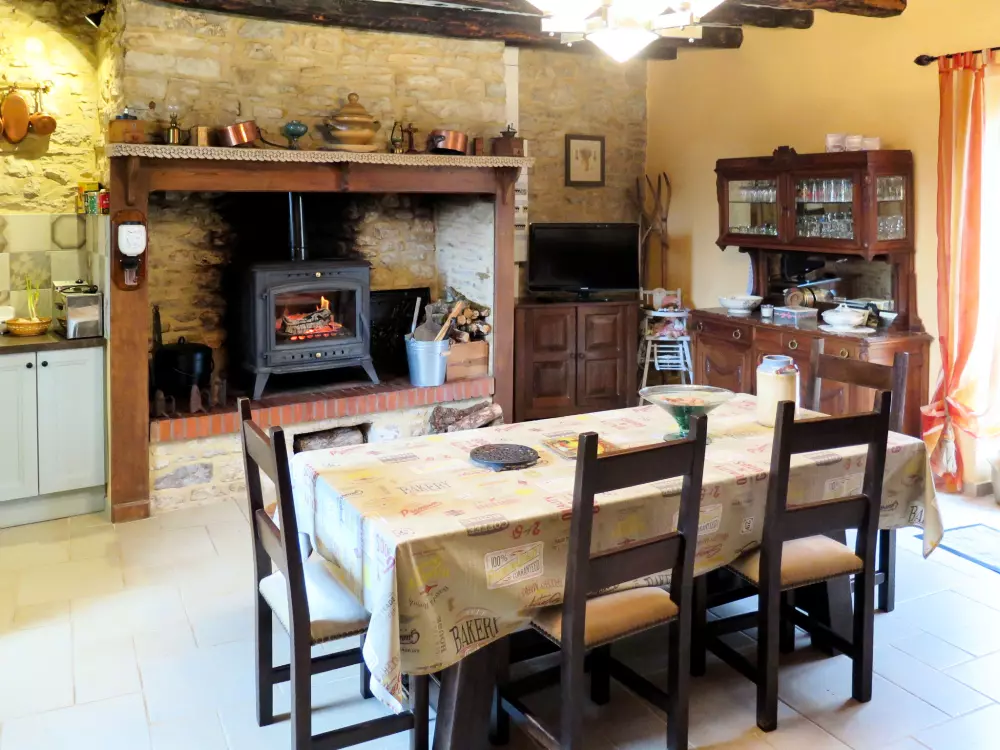 Maison de Vacances Saint Chamarand