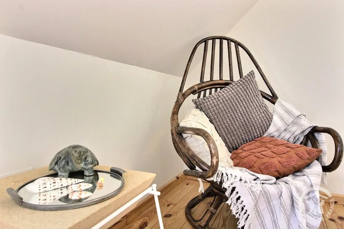 Gîte de France De rulinen - côté verger 4 épis