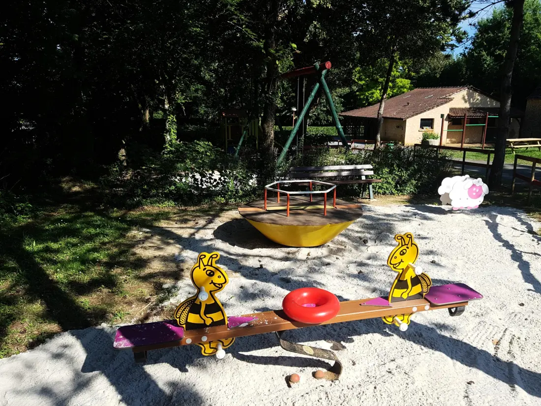 Camping le Pigeonnier 3 étoiles★★★