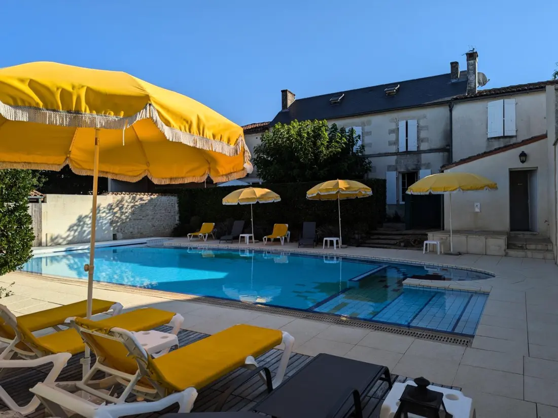 Maison de Vacances Saint-Cybardeaux 2