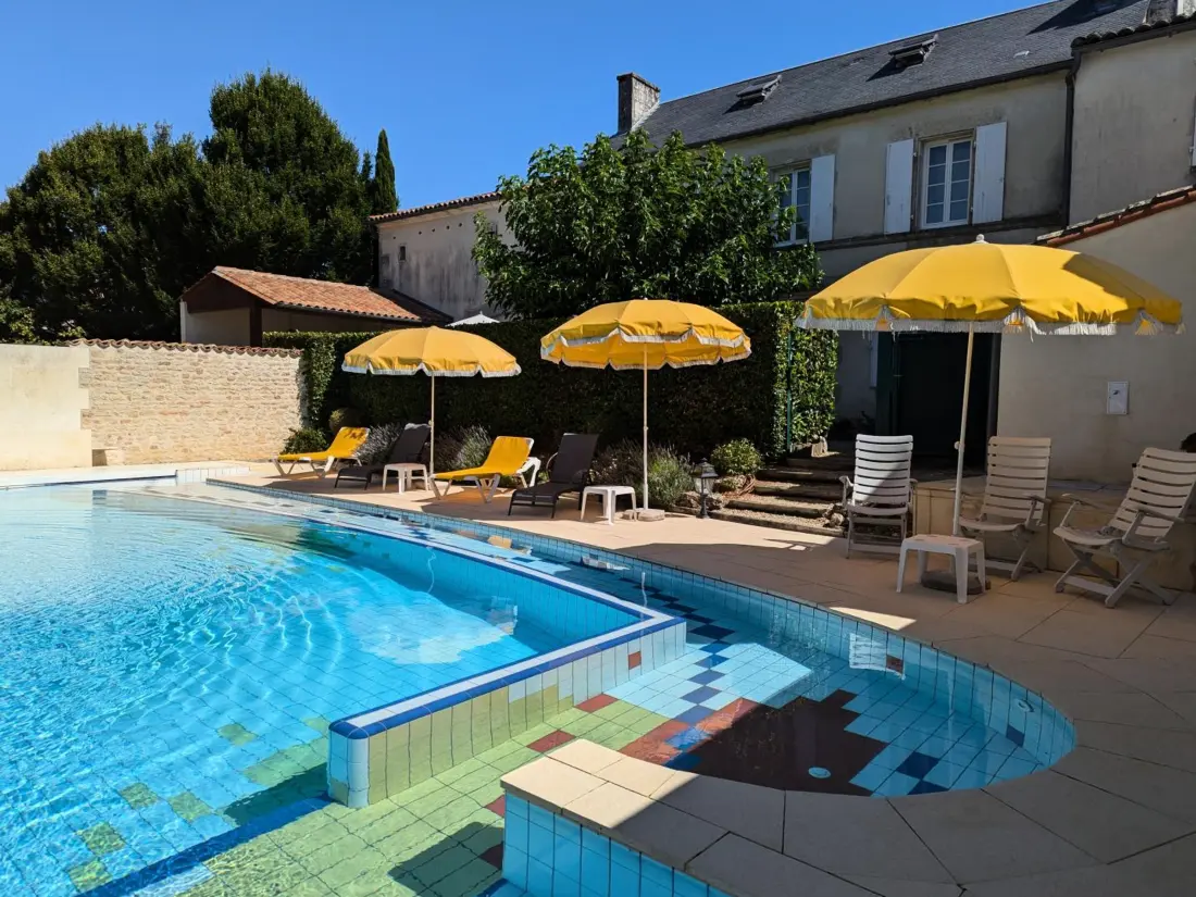 Maison de Vacances Saint-Cybardeaux 2