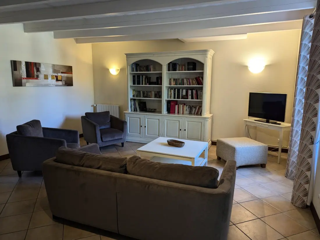 Maison de Vacances Saint-Cybardeaux 3