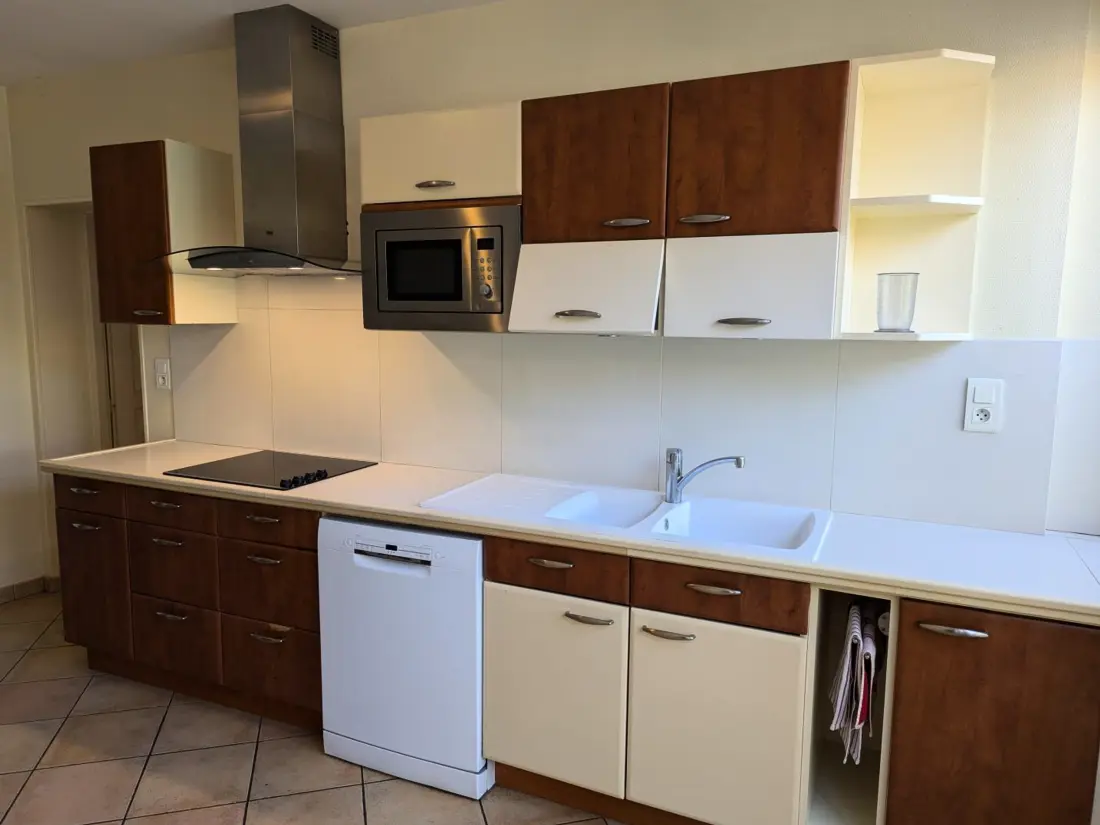 Maison de Vacances Saint-Cybardeaux 3