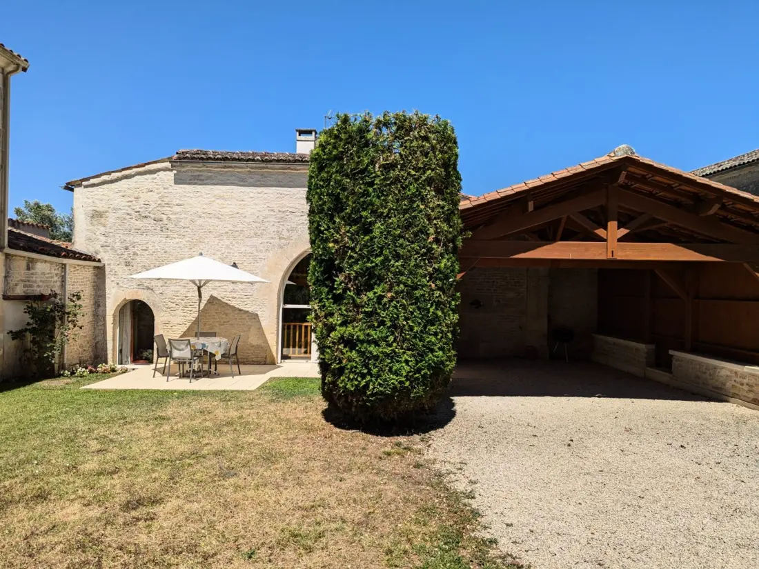 Maison de Vacances Saint-Cybardeaux