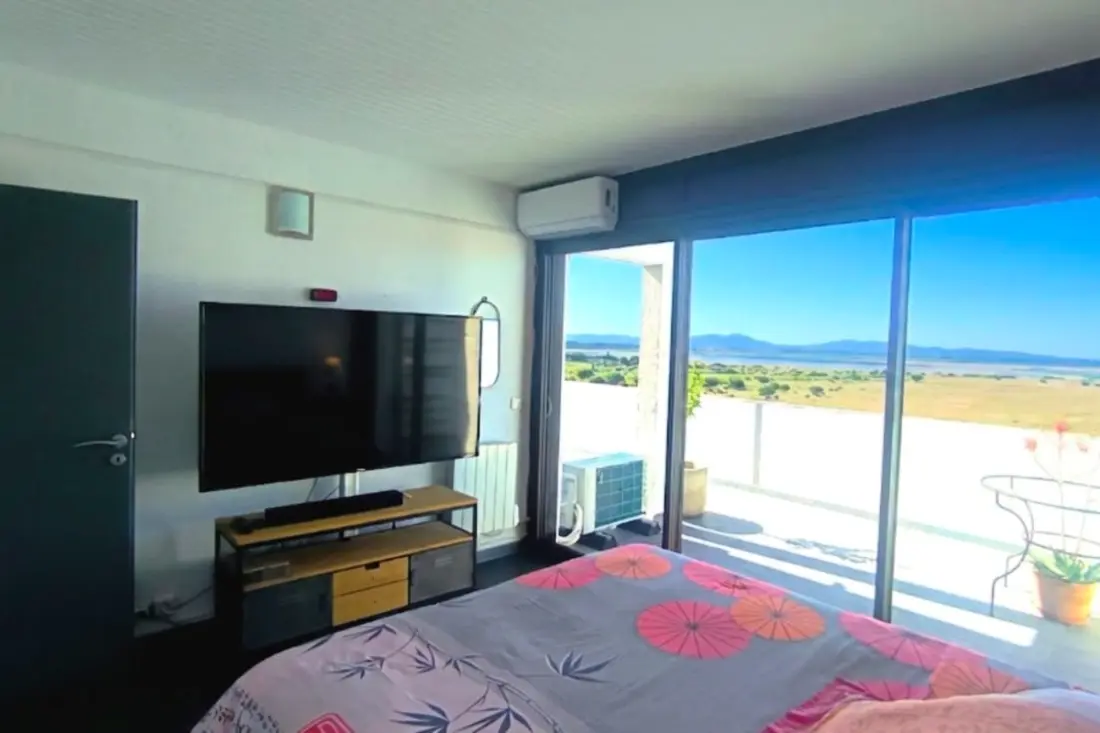 Appartement Avec Terrasse à Saint-cyprien