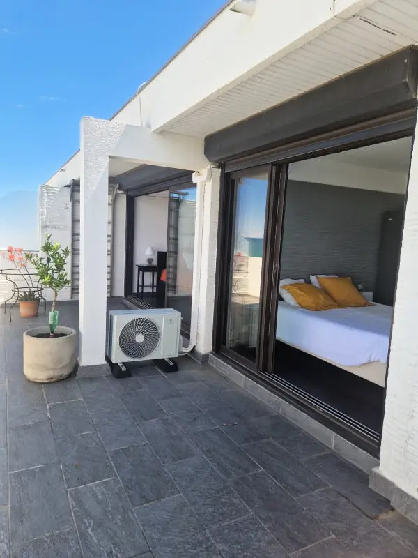 Appartement Avec Terrasse à Saint-cyprien