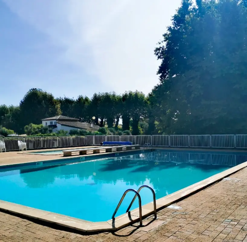 Appartement Paisible Avec Piscine à Saint-cyprien