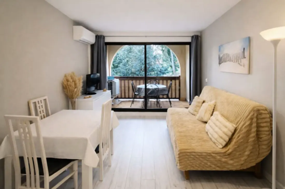 Appartement Paisible Avec Piscine à Saint-cyprien