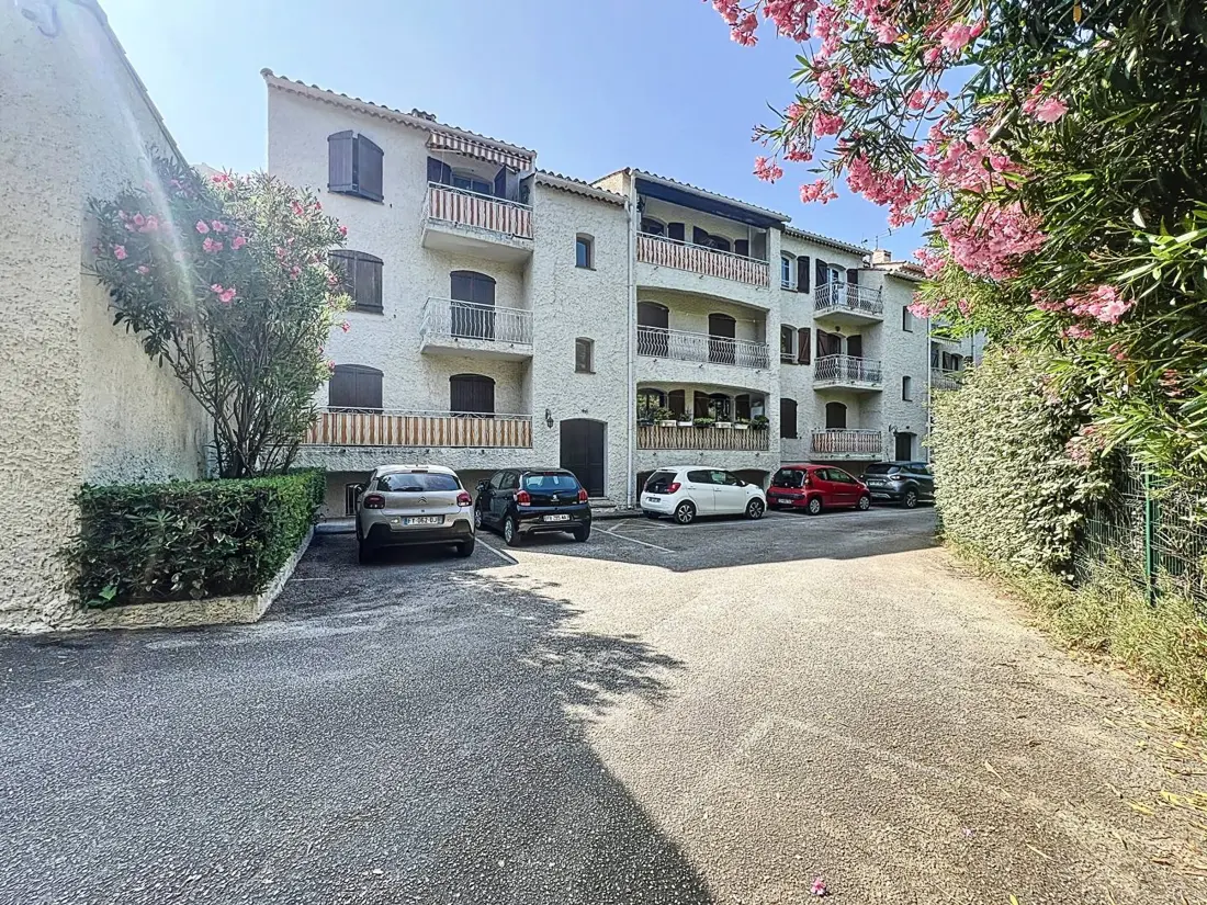 Location de Vacances Saint-Cyr-sur-Mer 34