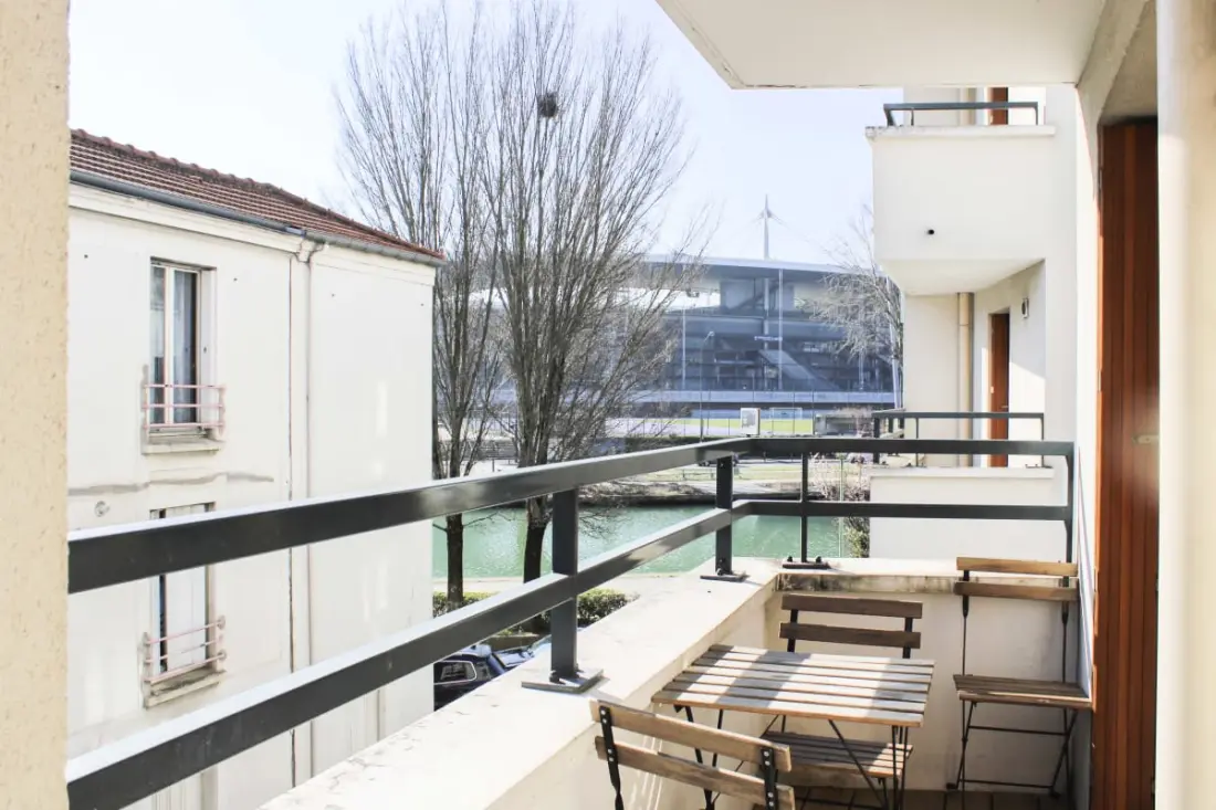Grand Appartement Avec Balcon -  Stade De France
