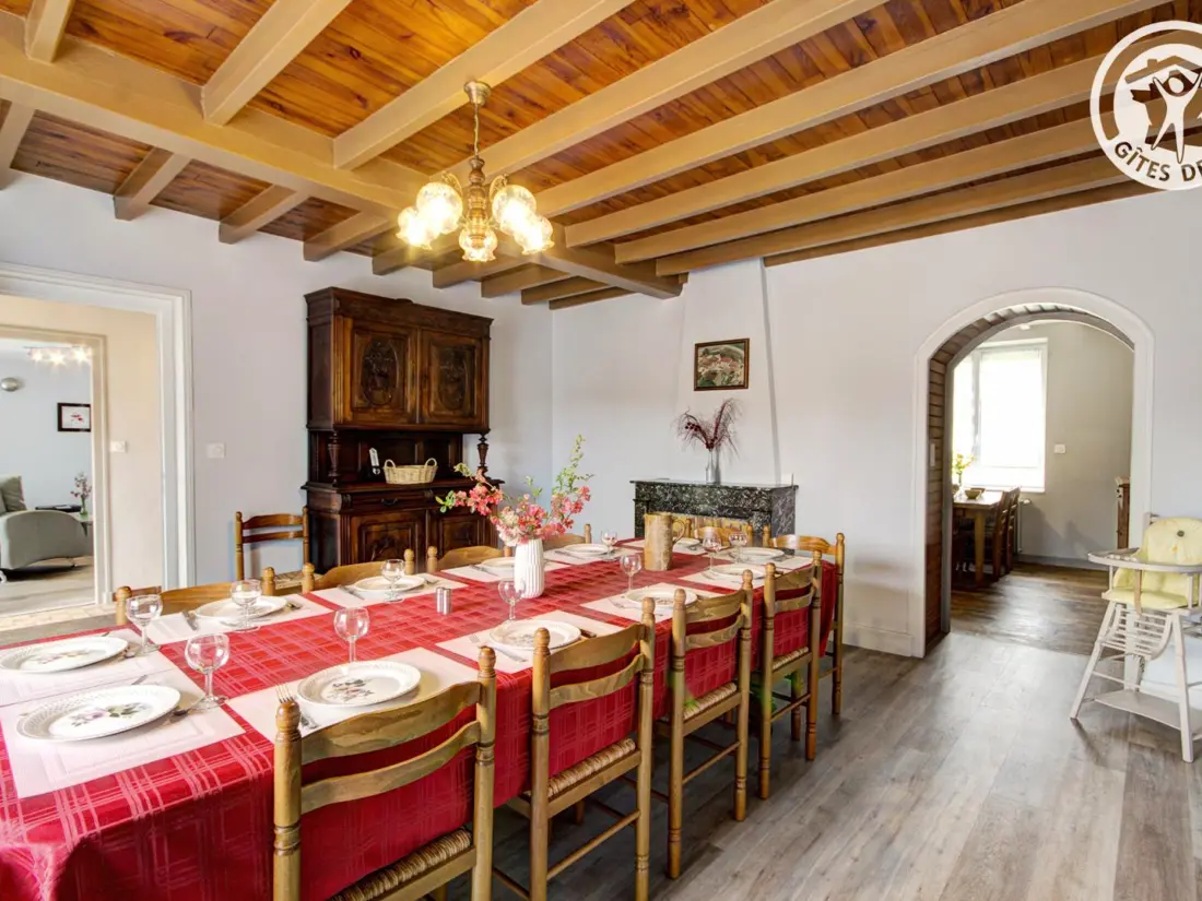 Maison de Vacances SAINT-DIDIER-SUR-ROCHEFORT 2