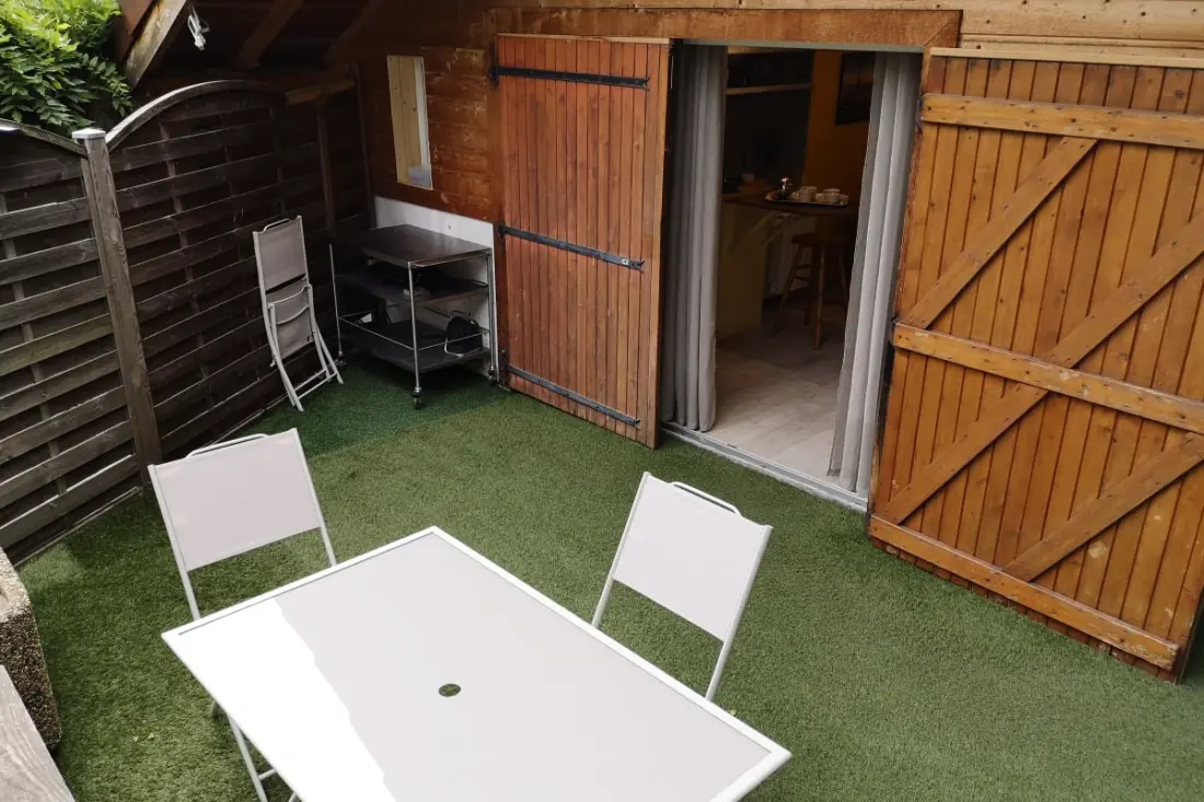 | La Maisonnette Des 3 Ponts 🏡 | Terrasse