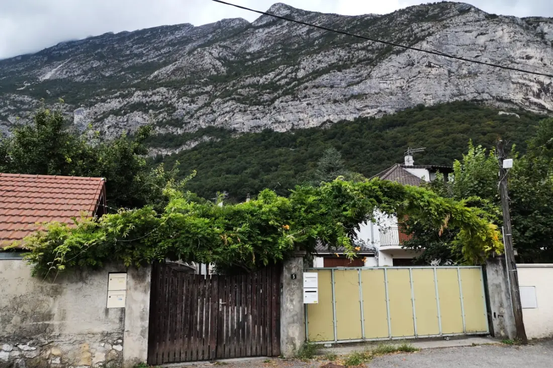 | La Maisonnette Des 3 Ponts 🏡 | Terrasse