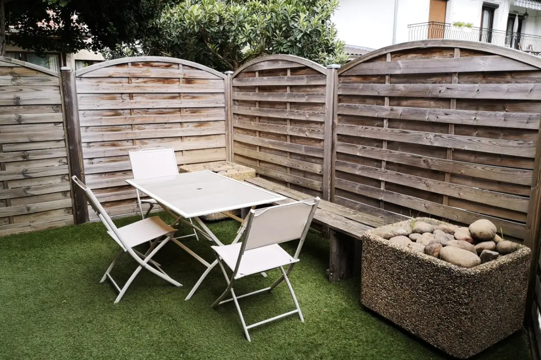 | La Maisonnette Des 3 Ponts 🏡 | Terrasse