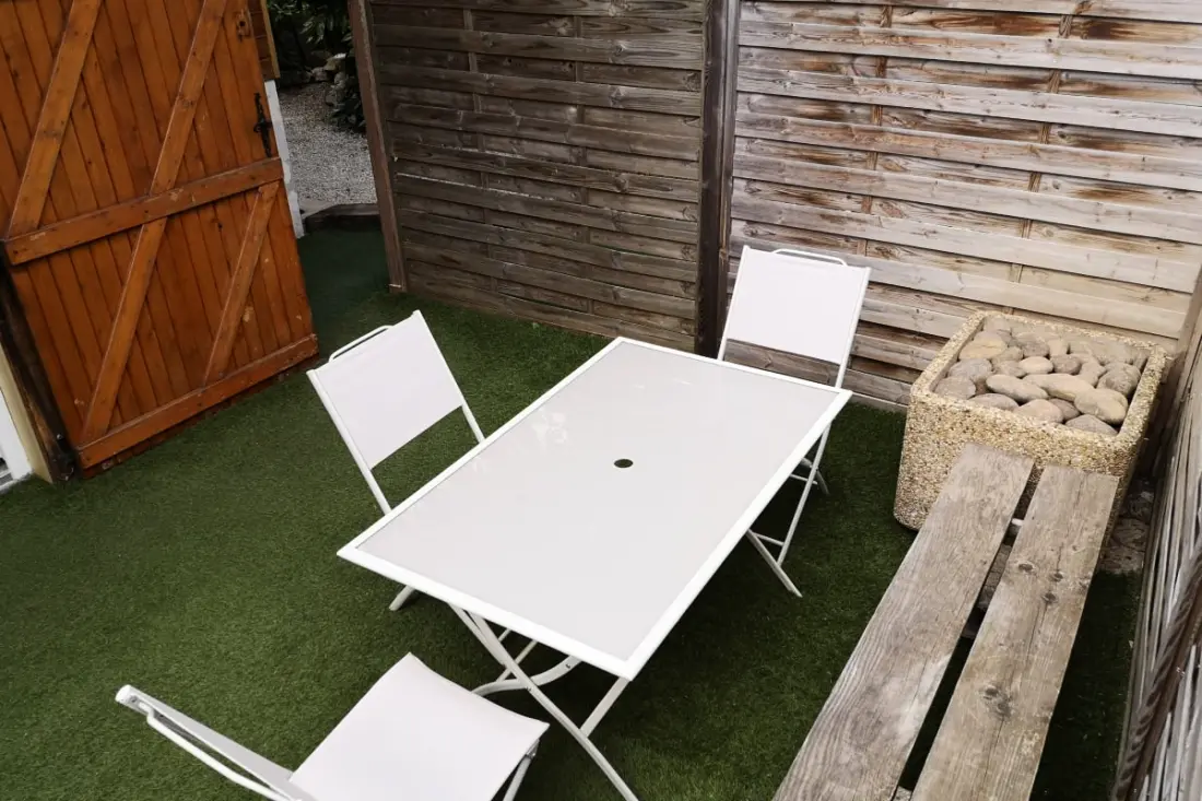 | La Maisonnette Des 3 Ponts 🏡 | Terrasse
