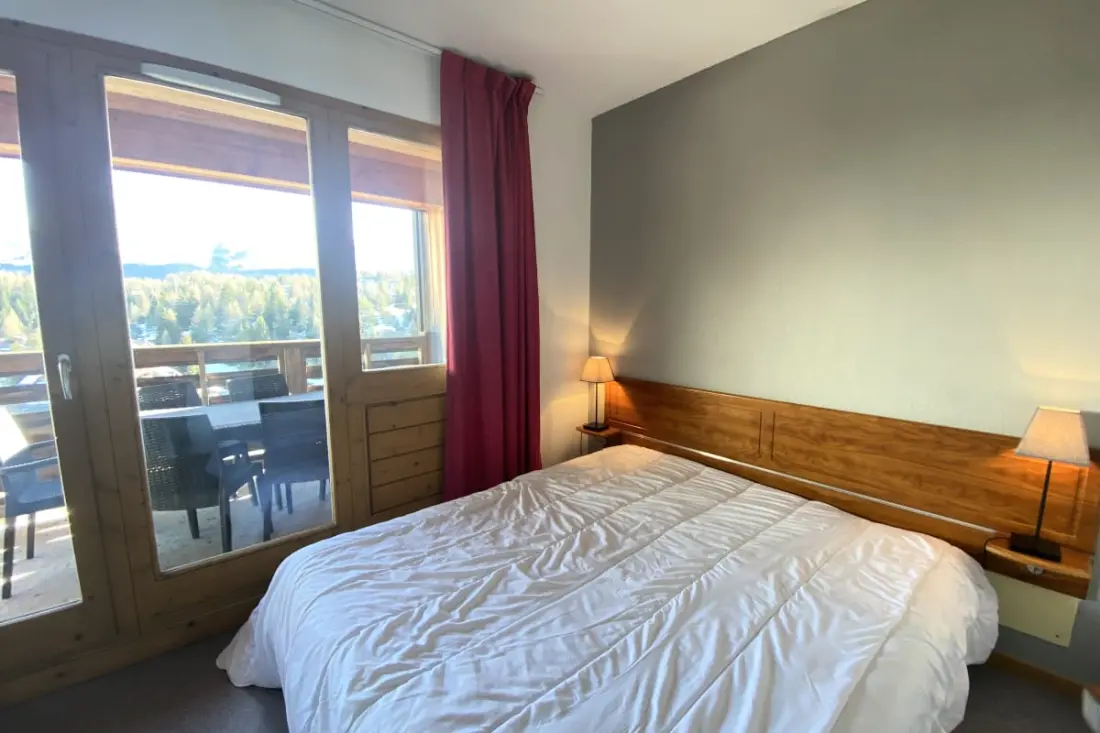 Appartement Avec Balcon Offrant Une Superbe Vue