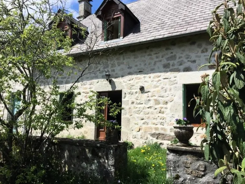 Gîte de France à Saint-Exupéry-les-Roches 3 épis