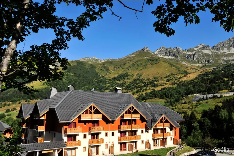 Résidence Goélia Le Rond Point des Pistes 3 étoiles★★★