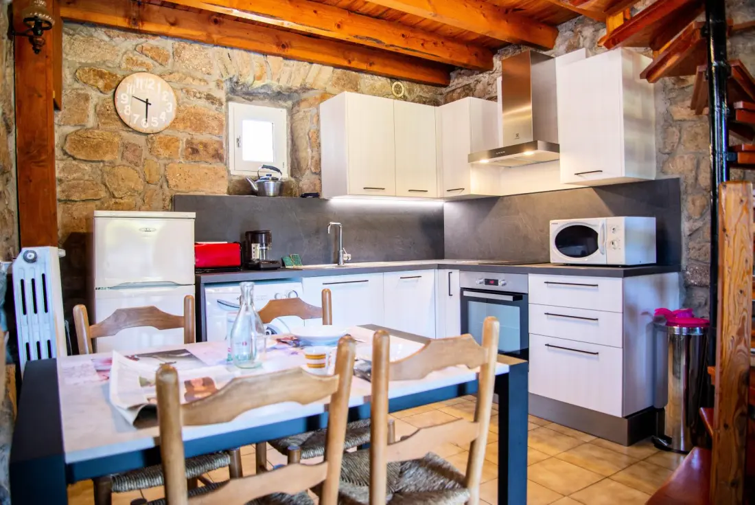 Gîte de France Gîtes de france 2/4 personnes à la peyre 2 épis