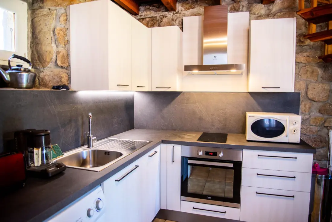 Gîte de France Gîtes de france 2/4 personnes à la peyre 2 épis