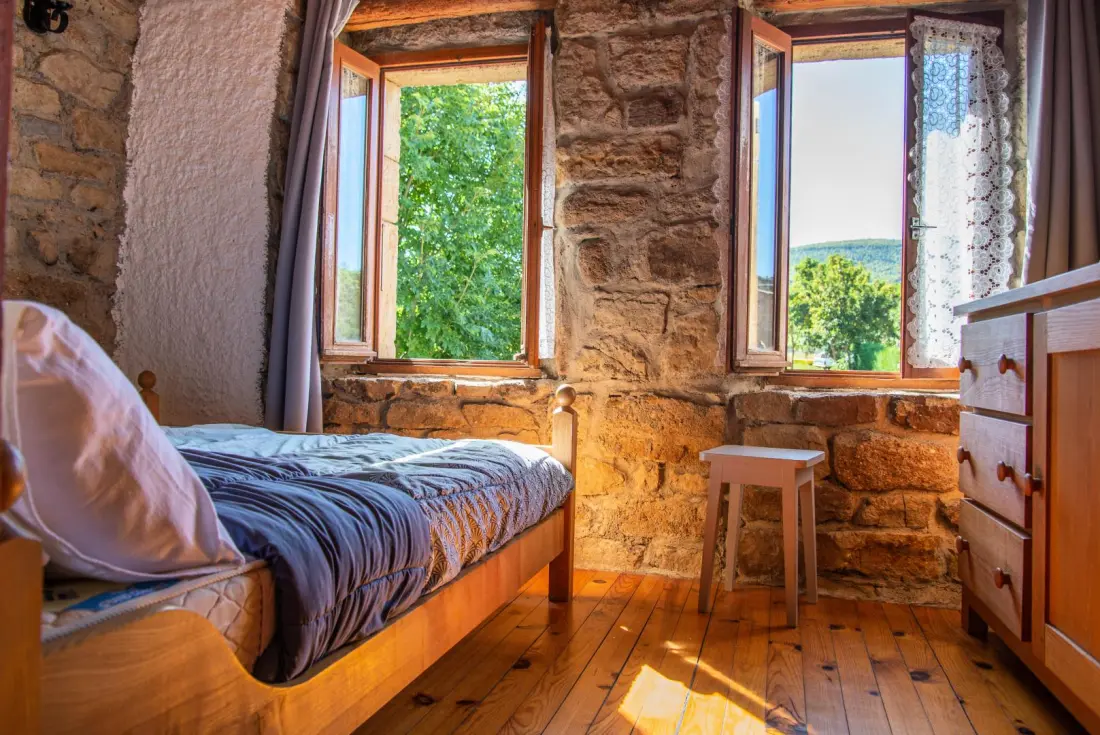 Gîte de France Gîtes de france 2/4 personnes à la peyre 2 épis