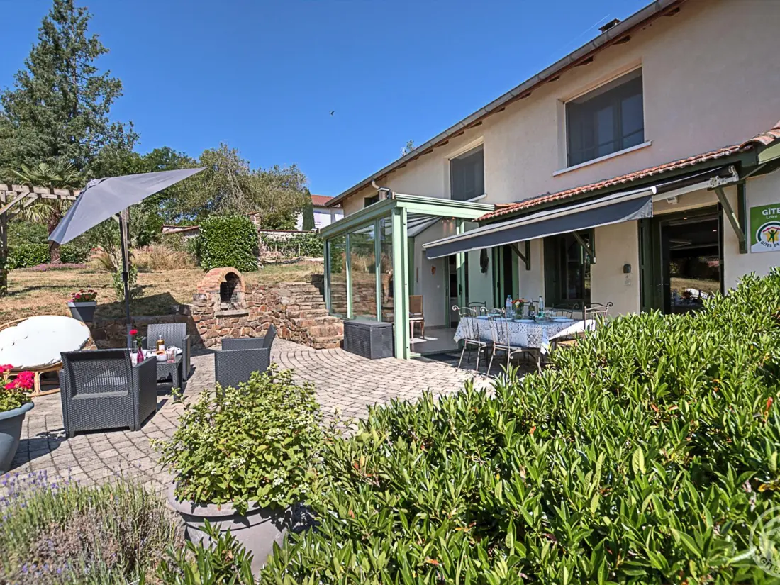 Maison de Vacances Saint-Galmier 4