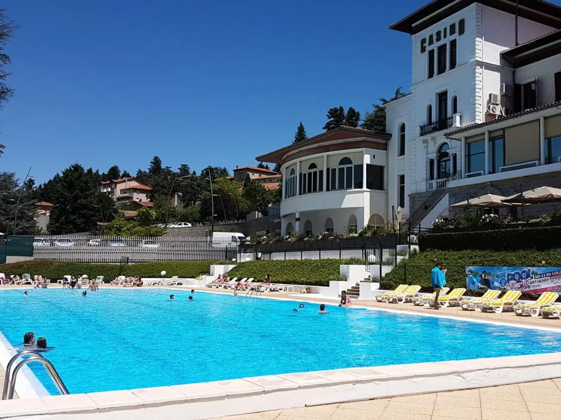 Maison de Vacances Saint-Galmier 4