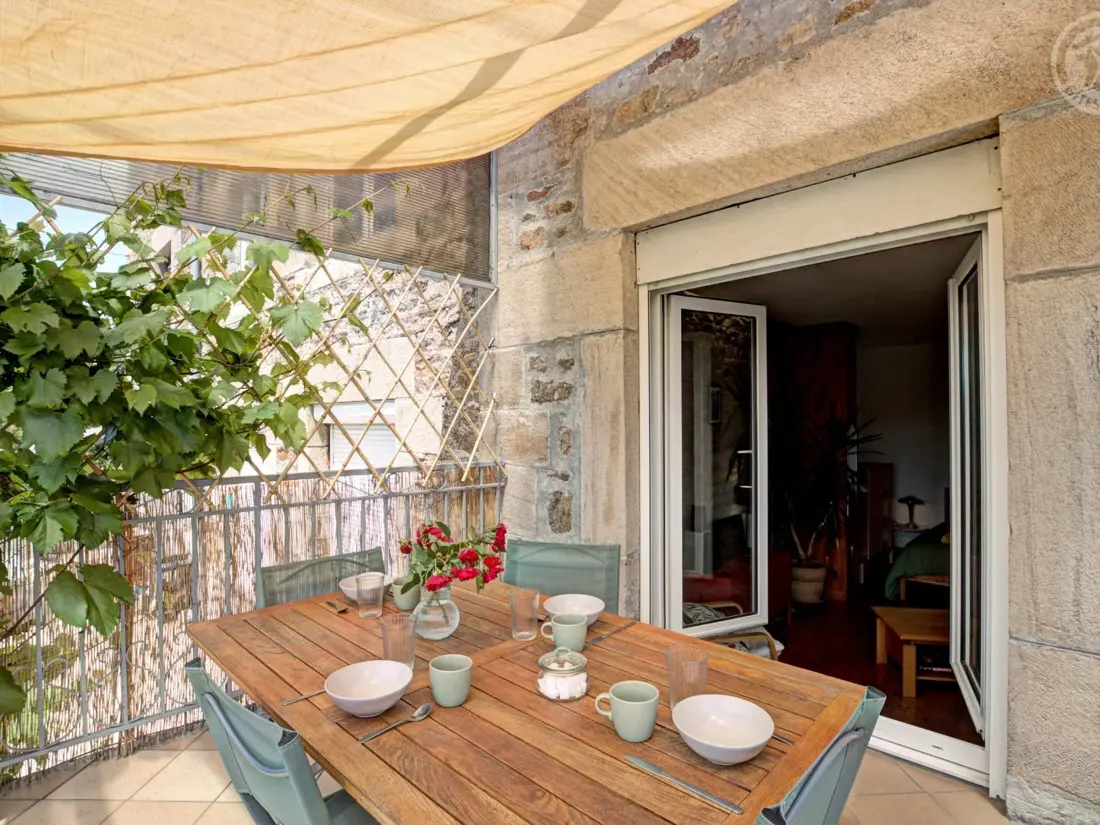 Maison de Vacances SAINT-GENEST-LERPT