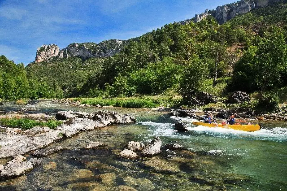Ushuaïa Villages - Camping  Les Rives d'Olt et Aubrac 4 étoiles★★★★