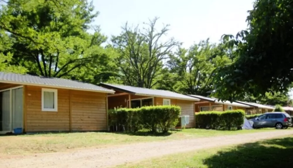 Ushuaïa Villages - Camping  Les Rives d'Olt et Aubrac 4 étoiles★★★★