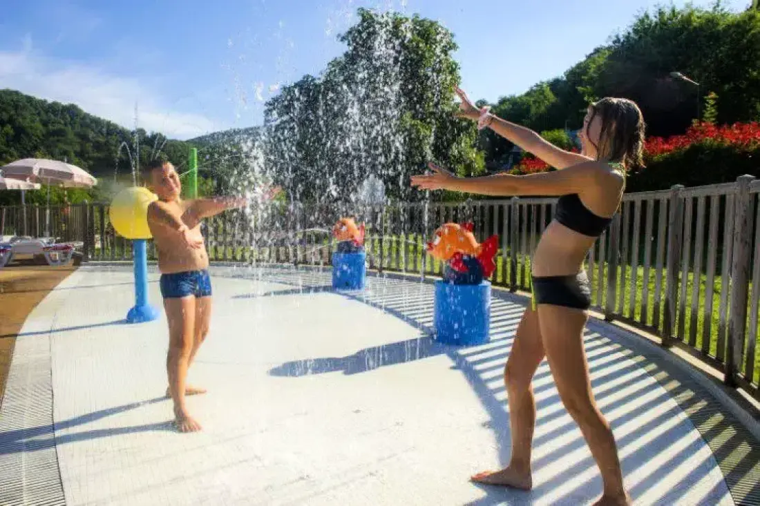 Camping Rives d'Olt et Aubrac 4 étoiles★★★★
