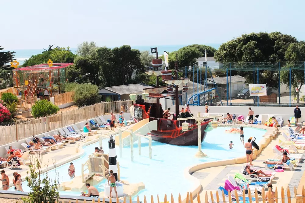 Camping L'Anse des Pins 41 étoiles★ - Plage