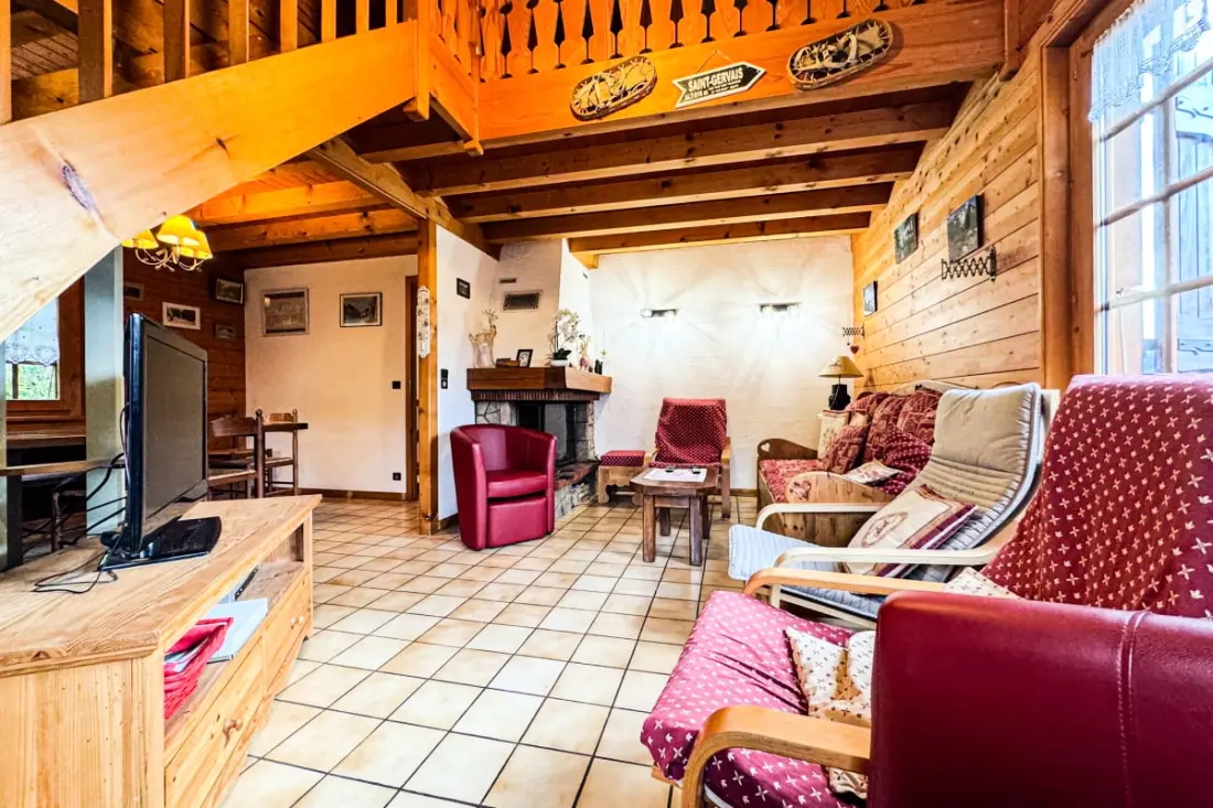 Chalet Face Au Mont-blanc, Calme Et Confort