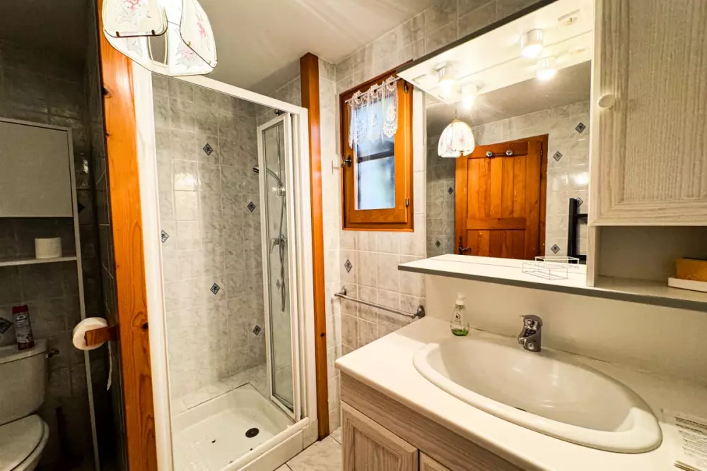 Chalet Face Au Mont-blanc, Calme Et Confort