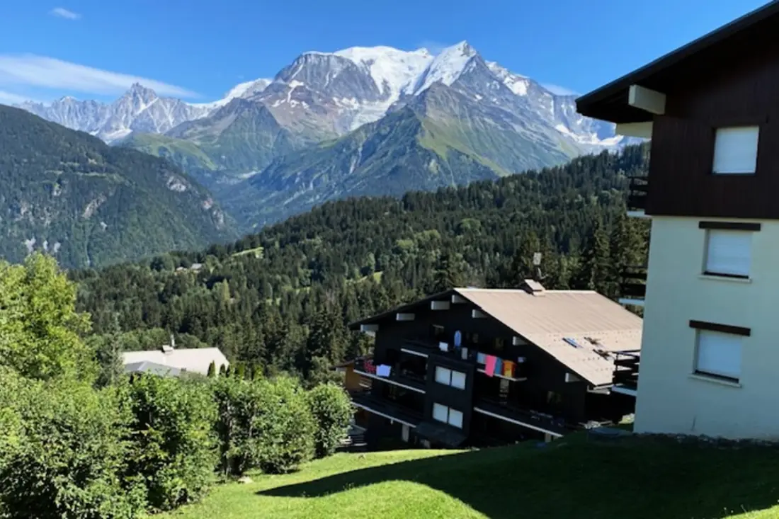 Appartement Cosy Avec Balcon – Saint-gervais