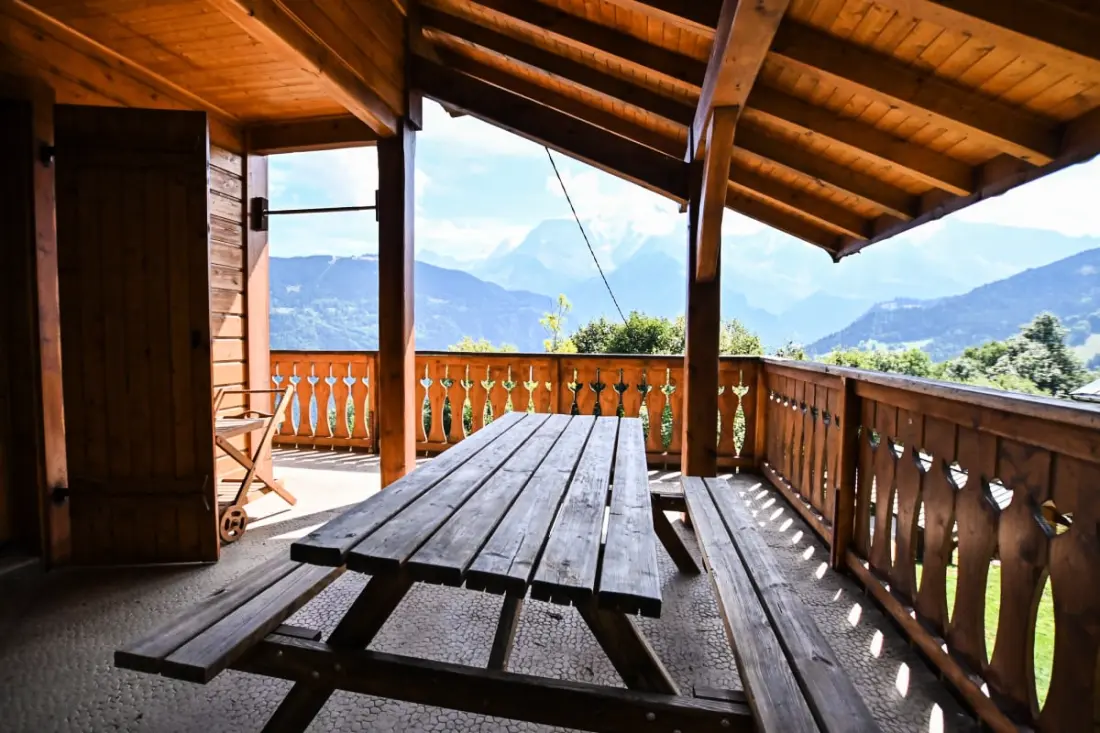 Chalet Paisible De 170m² Avec Jolie Terrasse !