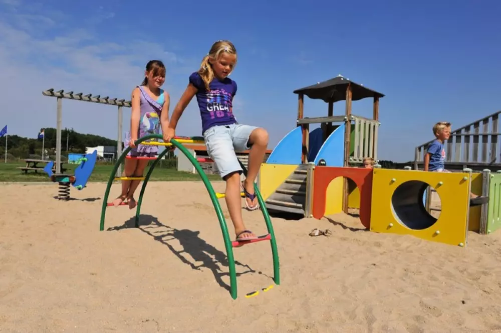 Camping Click Vacances Le Domaine De Beaulieu4 étoiles★★★★