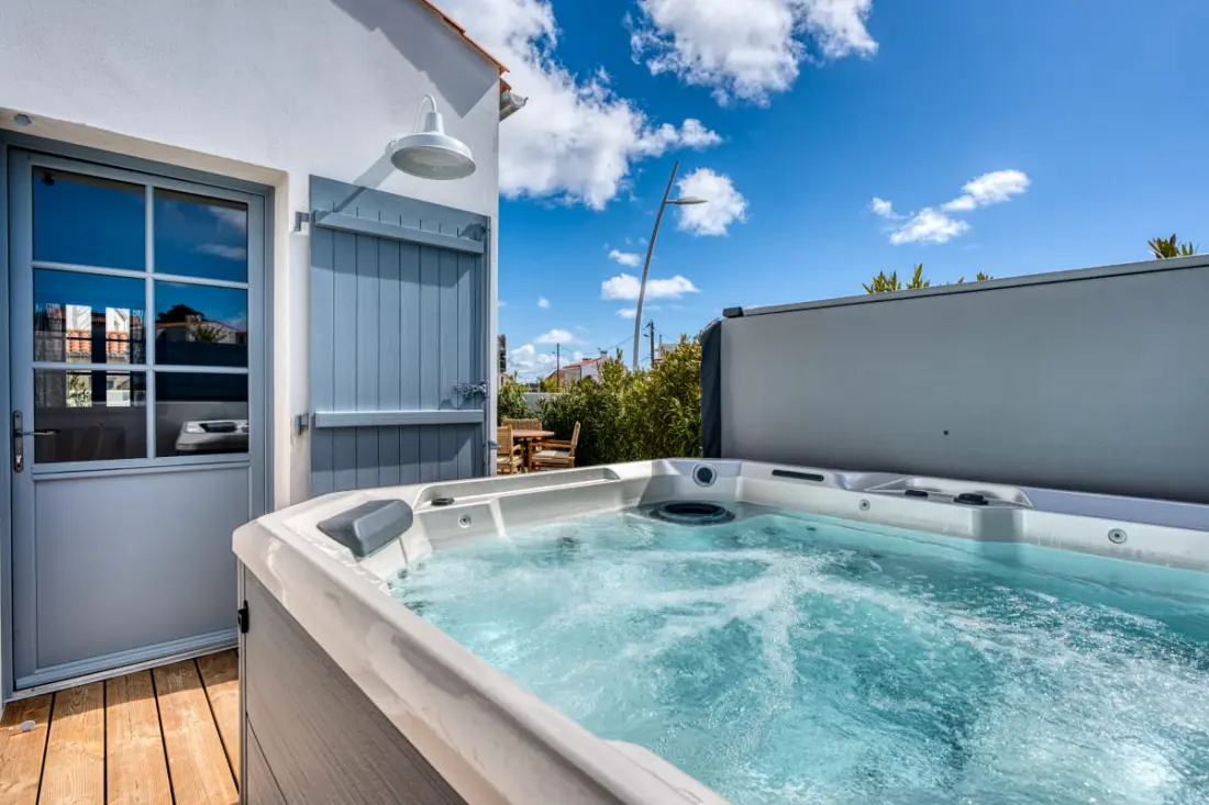 Maison Les Bains De Mer 6p : Spa, Plage &amp; Centre à Pied