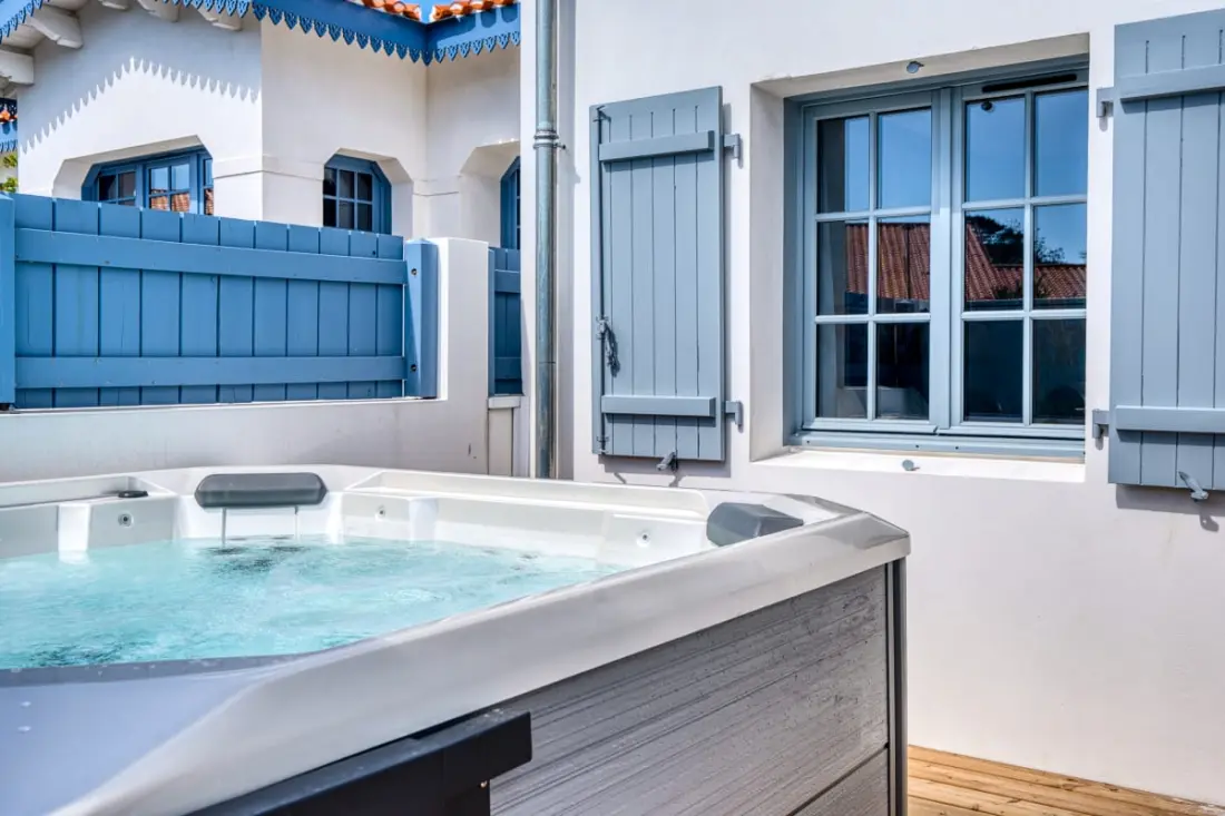 Maison Les Bains De Mer 6p : Spa, Plage &amp; Centre à Pied
