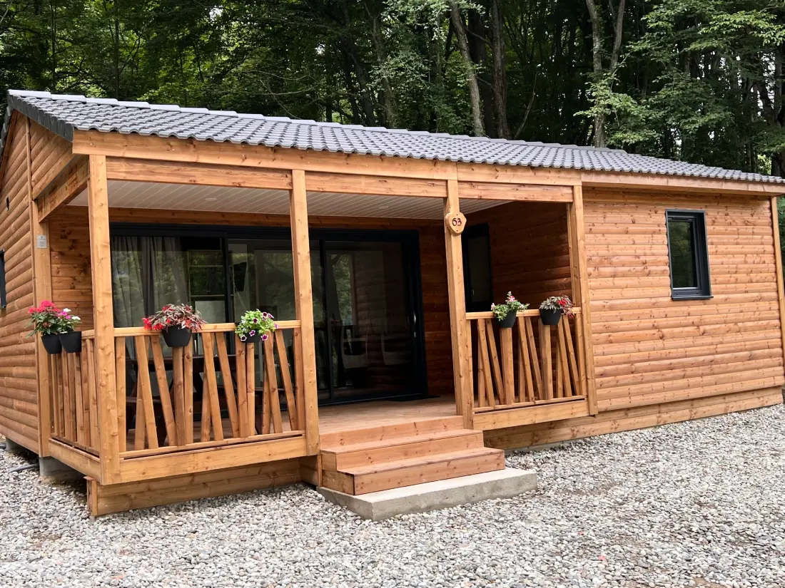 Camping PARC DE PALETES 4 étoiles★★★★