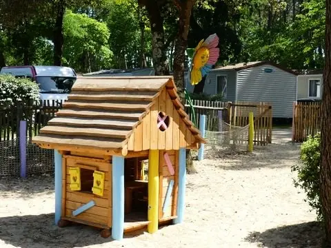 Flower Camping Au Bois Des Biches 4 étoiles★★★★
