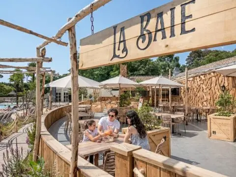 Flower Camping Au Bois Des Biches 4 étoiles★★★★