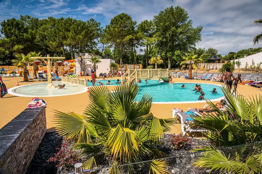 Camping Riez à la Vie 41 étoiles★