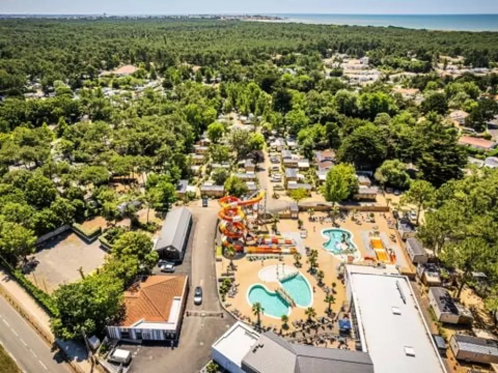 Camping Riez à La Vie  4 étoiles★★★★