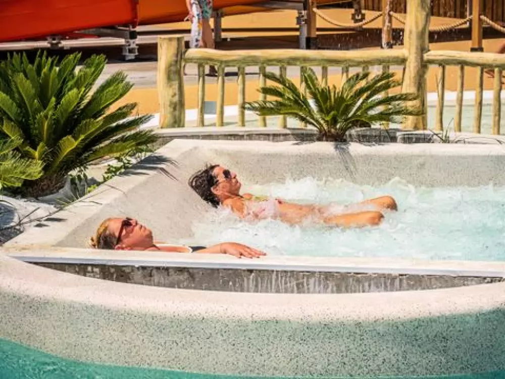 Camping Riez à La Vie  4 étoiles★★★★